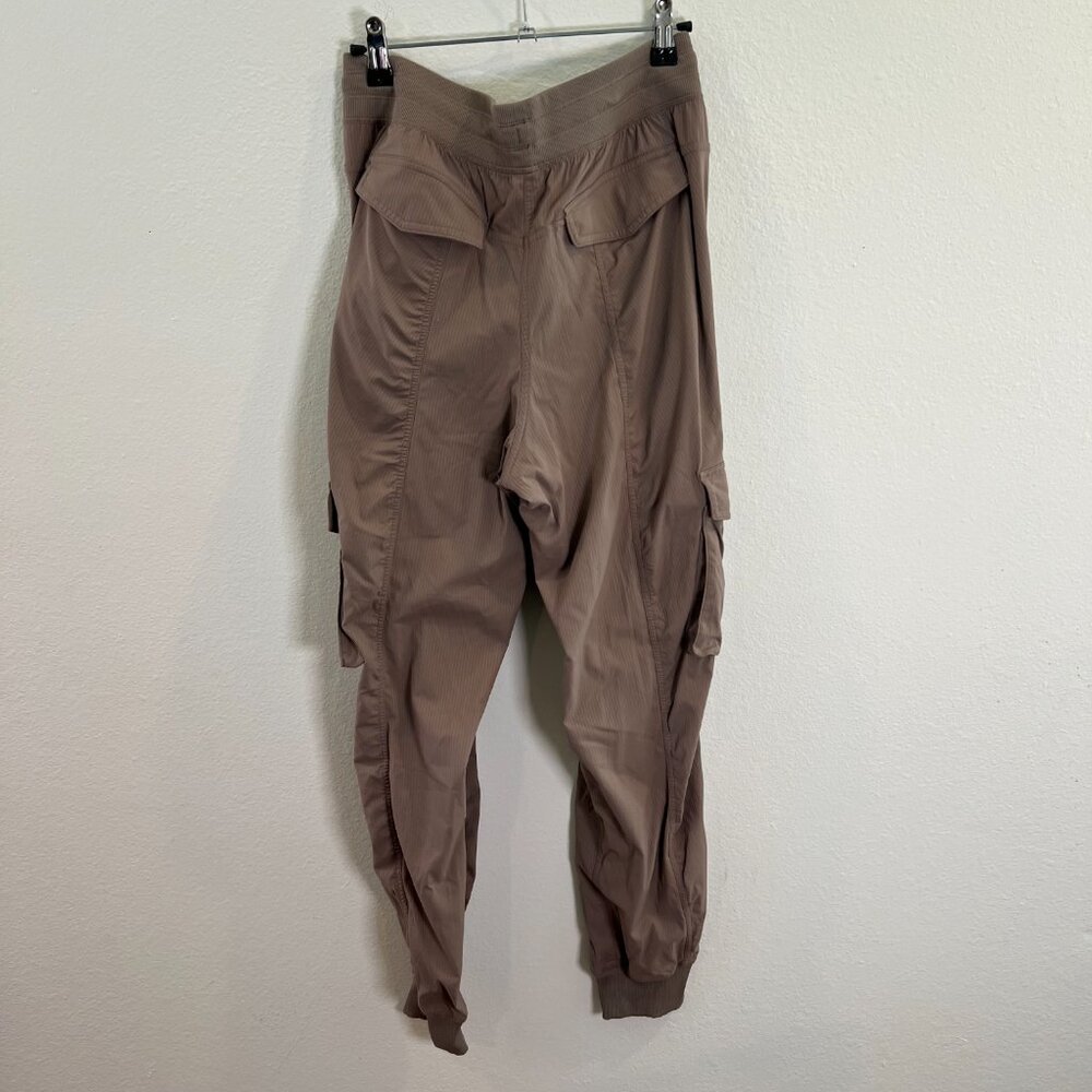 Lululemon Dance Studio Relaxed-Fit Cargo Jogger Small Taupetastic SOLD OUT - Picture 4 of 6